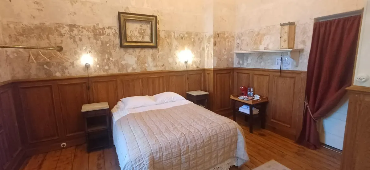 Young Master guest room