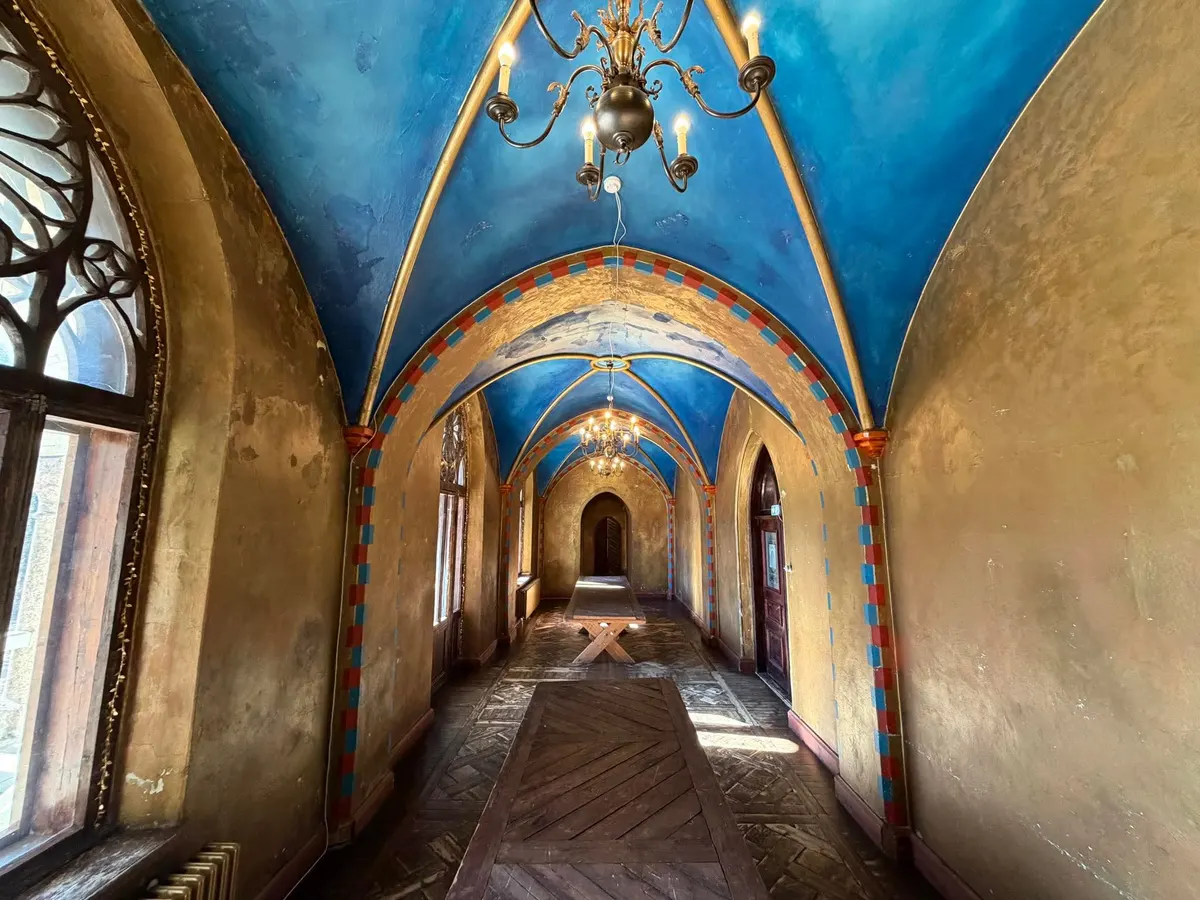Formal dining hall